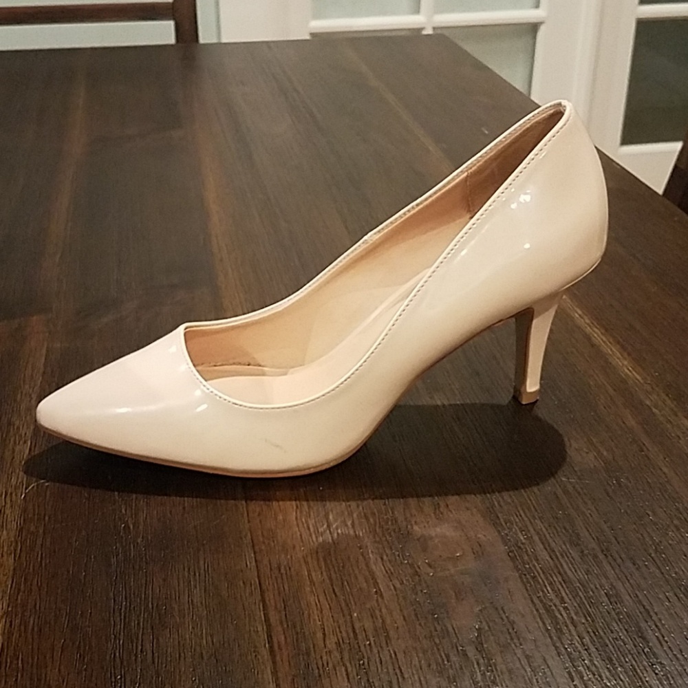 Light Tan Work Heels 8.5